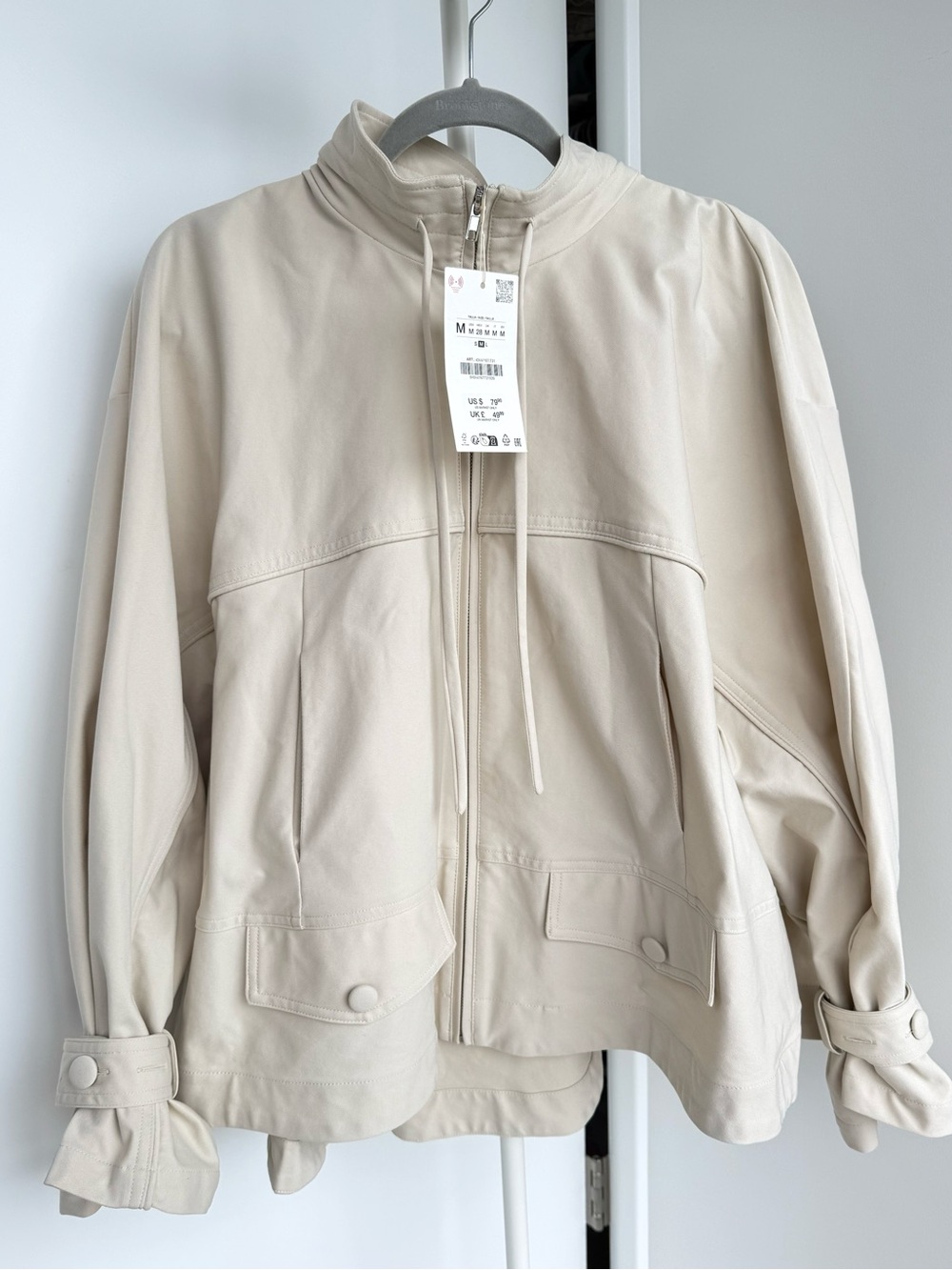 Neutral Cream Women’s Zip-Front Jacket